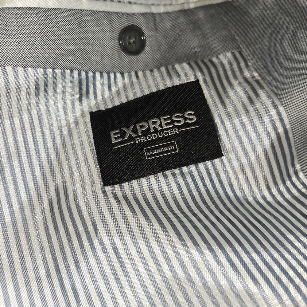 Express 3 Piece Gray Suit - Producer 42R 33x32 - Picture 6 of 7